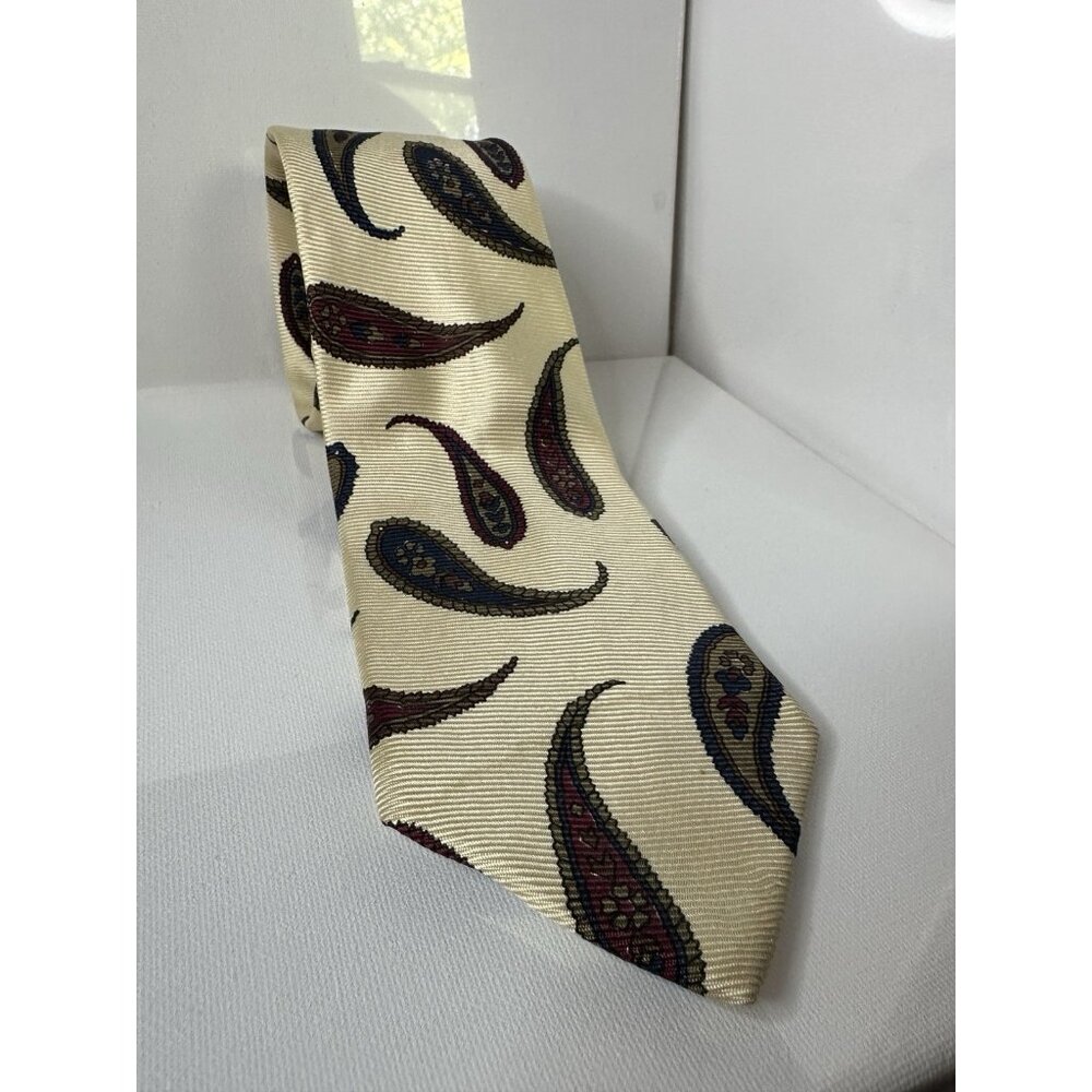 Vintage Aquascutum London Men’s Beige Bold Pattern Silk Neck Tie